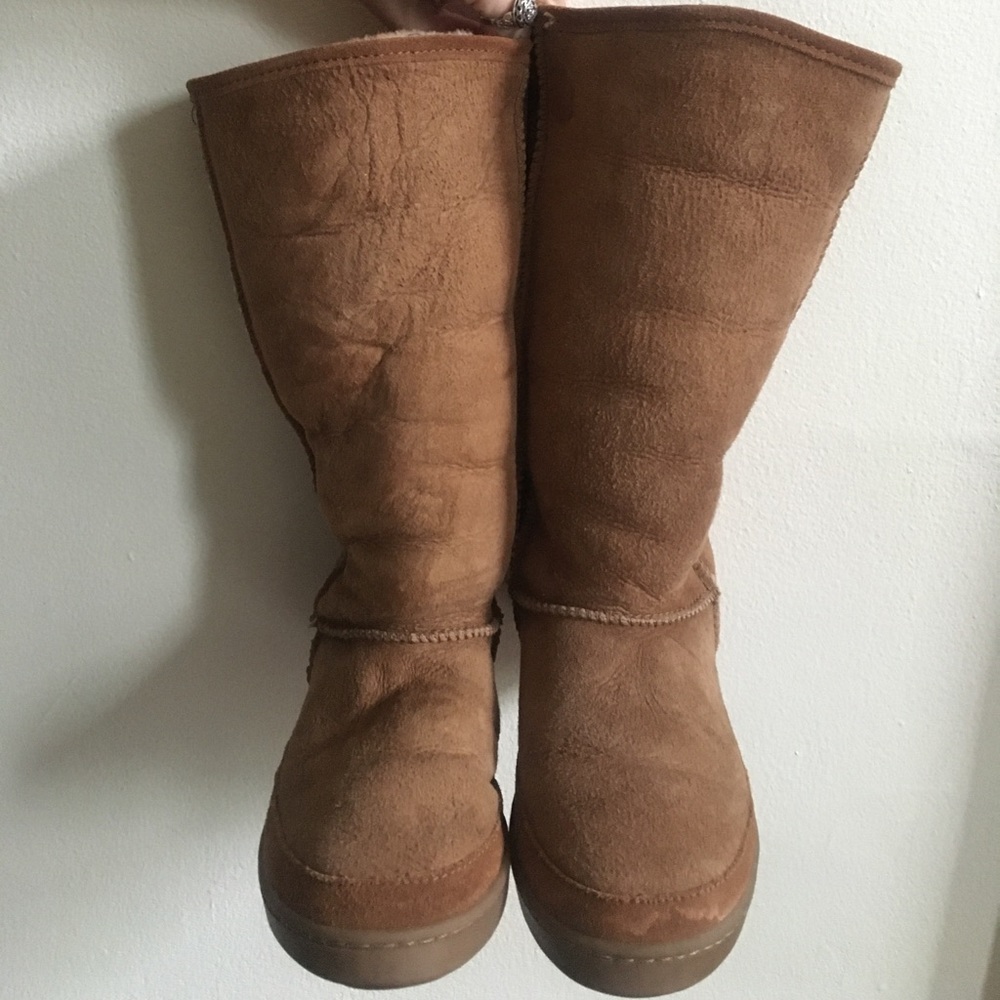 Minnetonka Boots